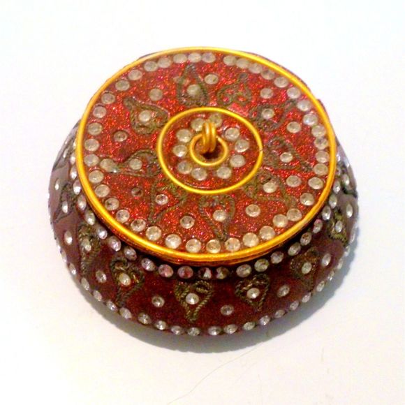 Vintage Eastern Inspired Jeweled Red Glitter Trinket Vanity Pin Jewelry Box - Picture 2 of 5